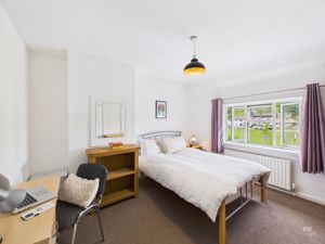 Bedroom - click for photo gallery